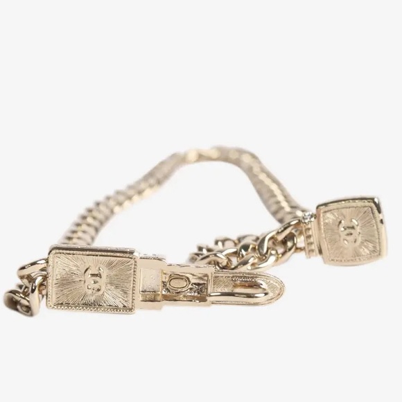 CHANEL Resin and Metal Strass Pearl Lipstick Necklace Pink Gold - Picture 11 of 16